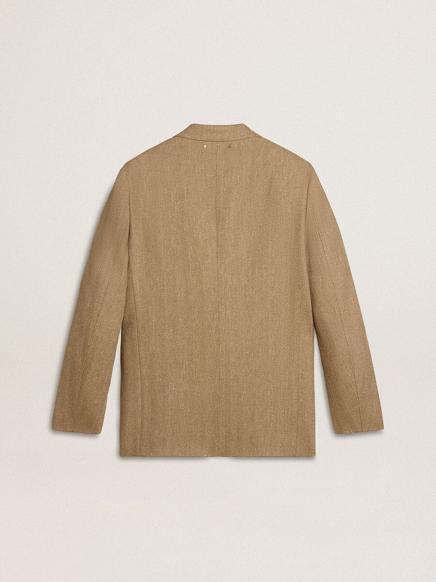 moški enoredni blazer iz mešanice lana s chevron vzorcem v peščeno barvi.