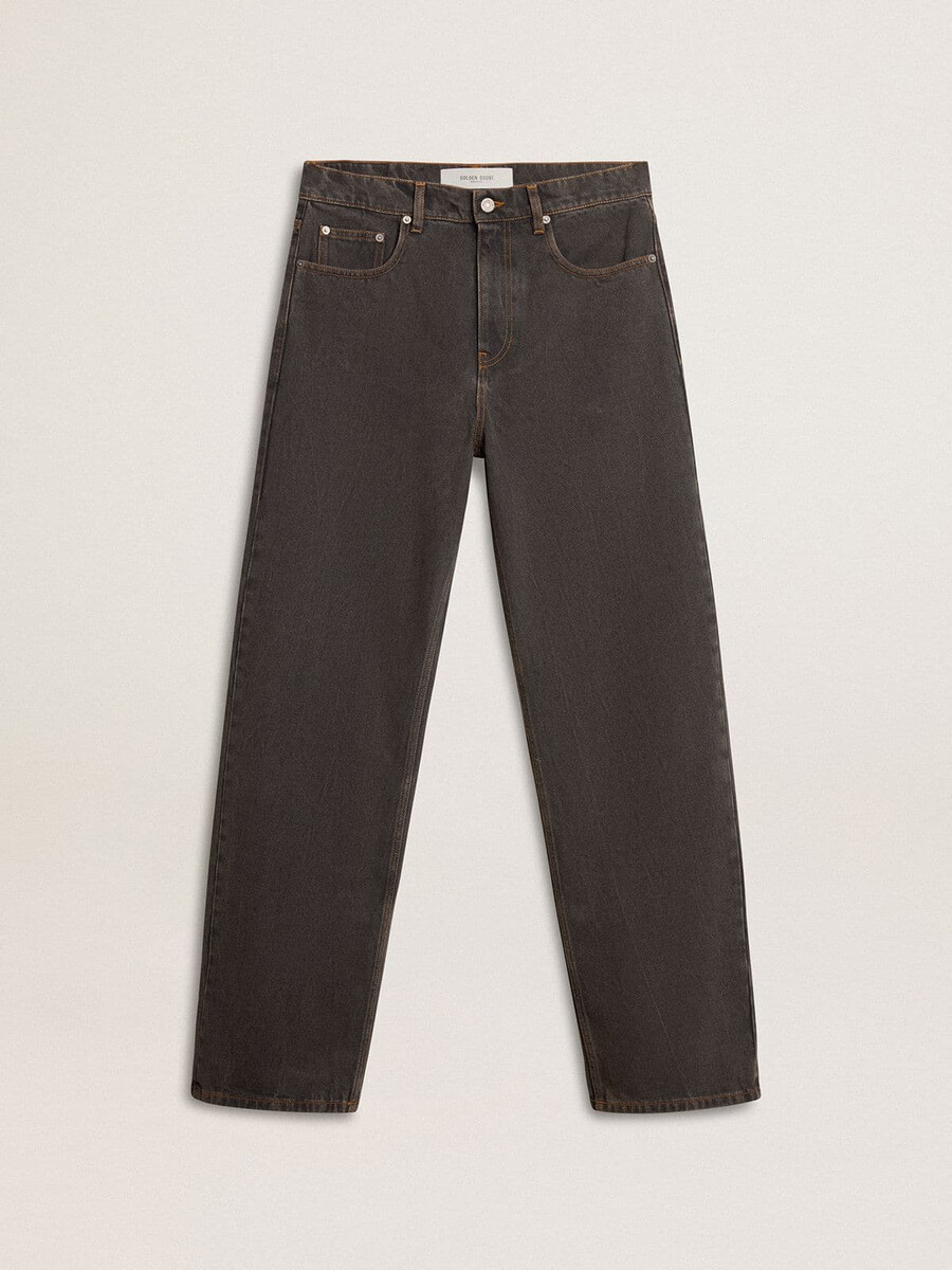 moške temno sive kavbojke iz denim jeansa z zasukom in pranjem