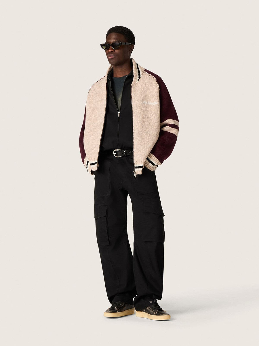 unisex bomber jakna iz bele in bordo žakard pletenine