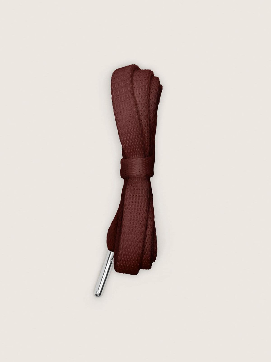 bordo vezalke ltd z vezenimi srčki in kontrastnim logotipom